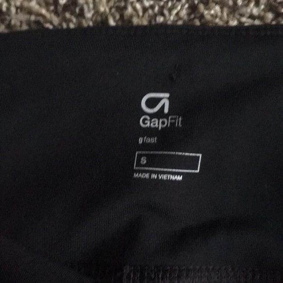 Gap fit crops - Picture 3 of 5